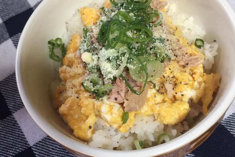 朝ご飯 ランチ バター香る卵とツナの丼 レシピ 作り方 By Rionaのおうち飯 クックパッド