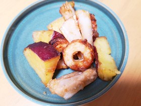 軟骨とちくわとさつまいもの甘酢炒め
