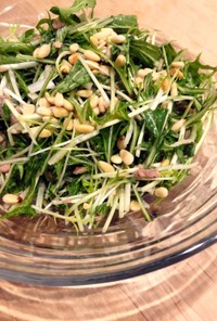 ツナ缶とたっぷり水菜の簡単サラダ