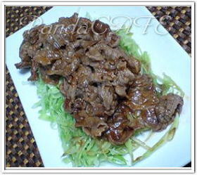 簡単✿ご飯がすすむ♪豚肉のケチャップ焼き
