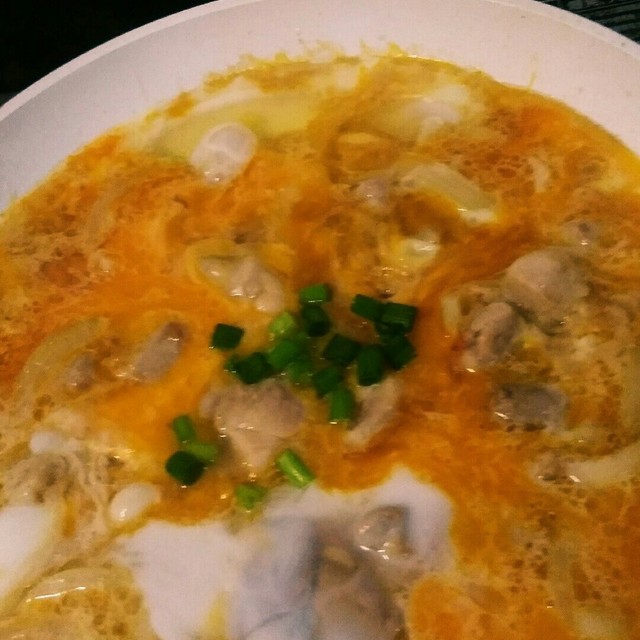 ひと手間加えたら な んとなか卯風親子丼 レシピ 作り方 By めがね料理見習い クックパッド 簡単おいしいみんなのレシピが352万品