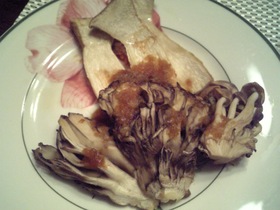 焼ききのことおろしソース