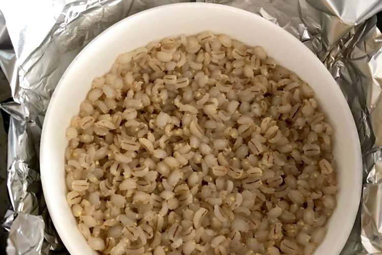 炊飯器でもち麦も一緒に炊いてます レシピ 作り方 By Ma M クックパッド