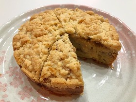 バナナとくるみのクランブルケーキ