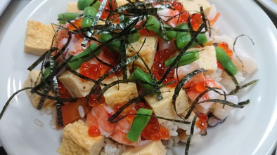 彩り鮮やか☆ちらし寿司の写真