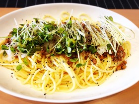 和えるだけ簡単★納豆と大根おろしのパスタ