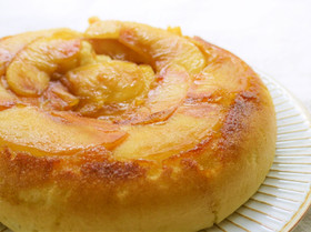 簡単♪りんごの蒸しケーキ(炊飯器使用)