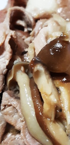 ヘルシー!きのこと豚肉のしょうが焼き