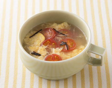 ☆簡単☆ミニトマトと卵の中華風スープの写真