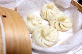 皮からがんばる小籠包