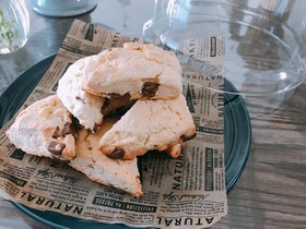 スタバ風❁簡単チョコスコーン
