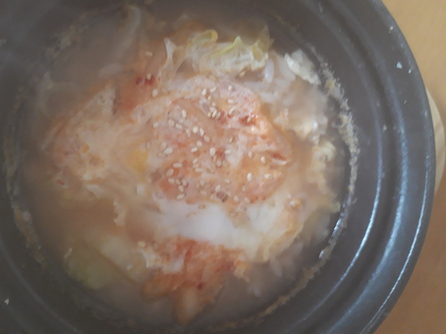 残ったスープでキムチ雑炊の画像