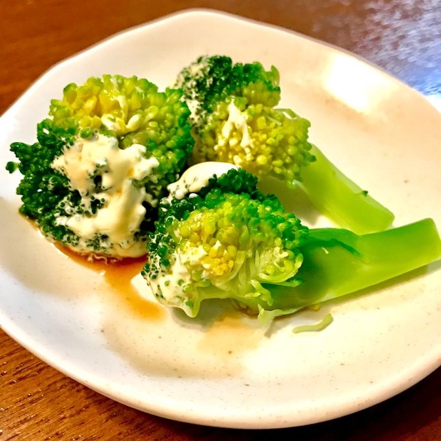 簡単 茹でブロッコリーは麺つゆマヨで レシピ 作り方 By 清志郎の母 クックパッド 簡単おいしいみんなのレシピが357万品
