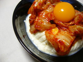 居酒屋メニューお酒のあてにキムチ豆腐