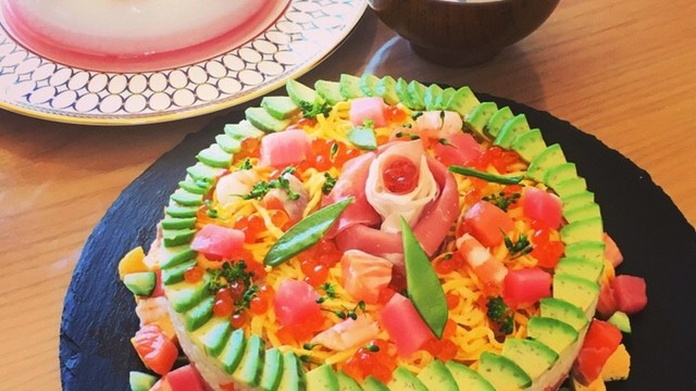 雛祭り 子供喜ぶ可愛いちらし寿司ケーキ レシピ 作り方 By Momo6458 クックパッド 簡単おいしいみんなのレシピが355万品