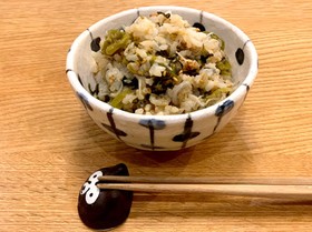 混ぜるだけ*じゃこと高菜の旨味ごはん