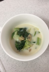 青梗菜とシーフードミックスのスープ
