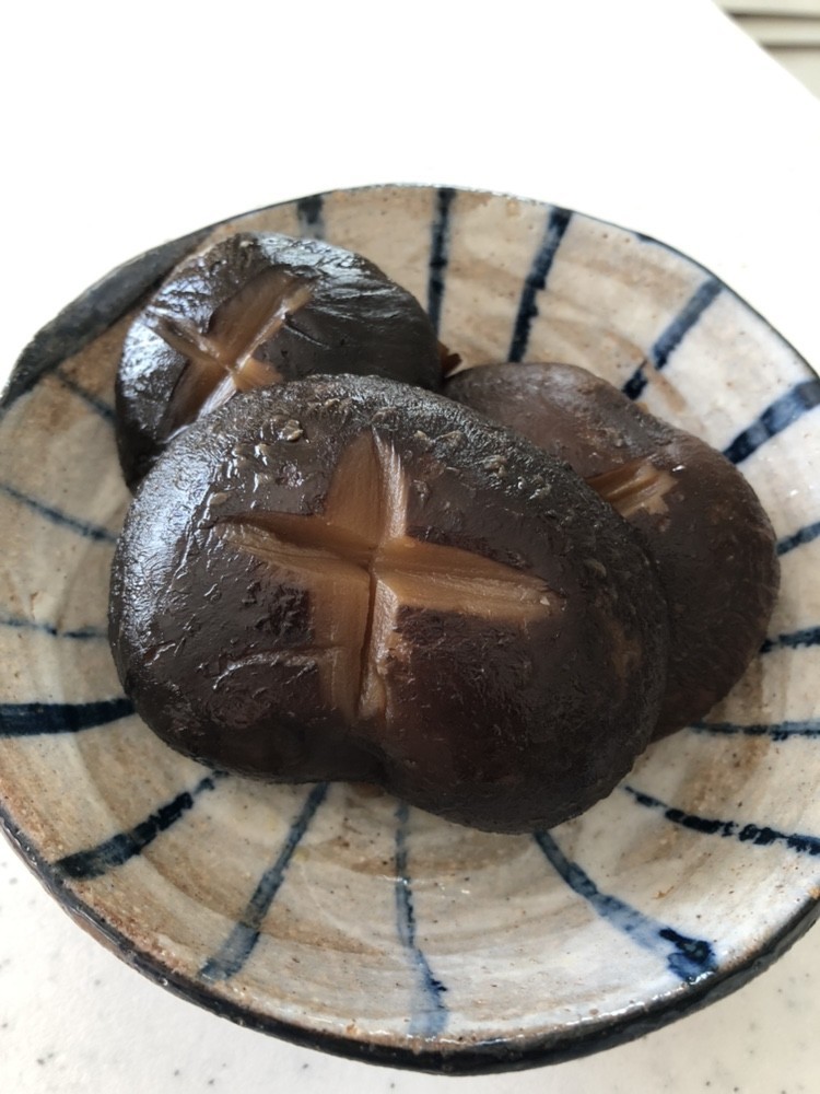 原木椎茸の含め煮の画像