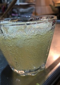 炭酸果汁ジュース