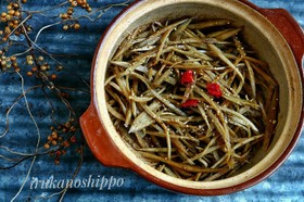 土鍋でレンチンだけできんぴらごぼう