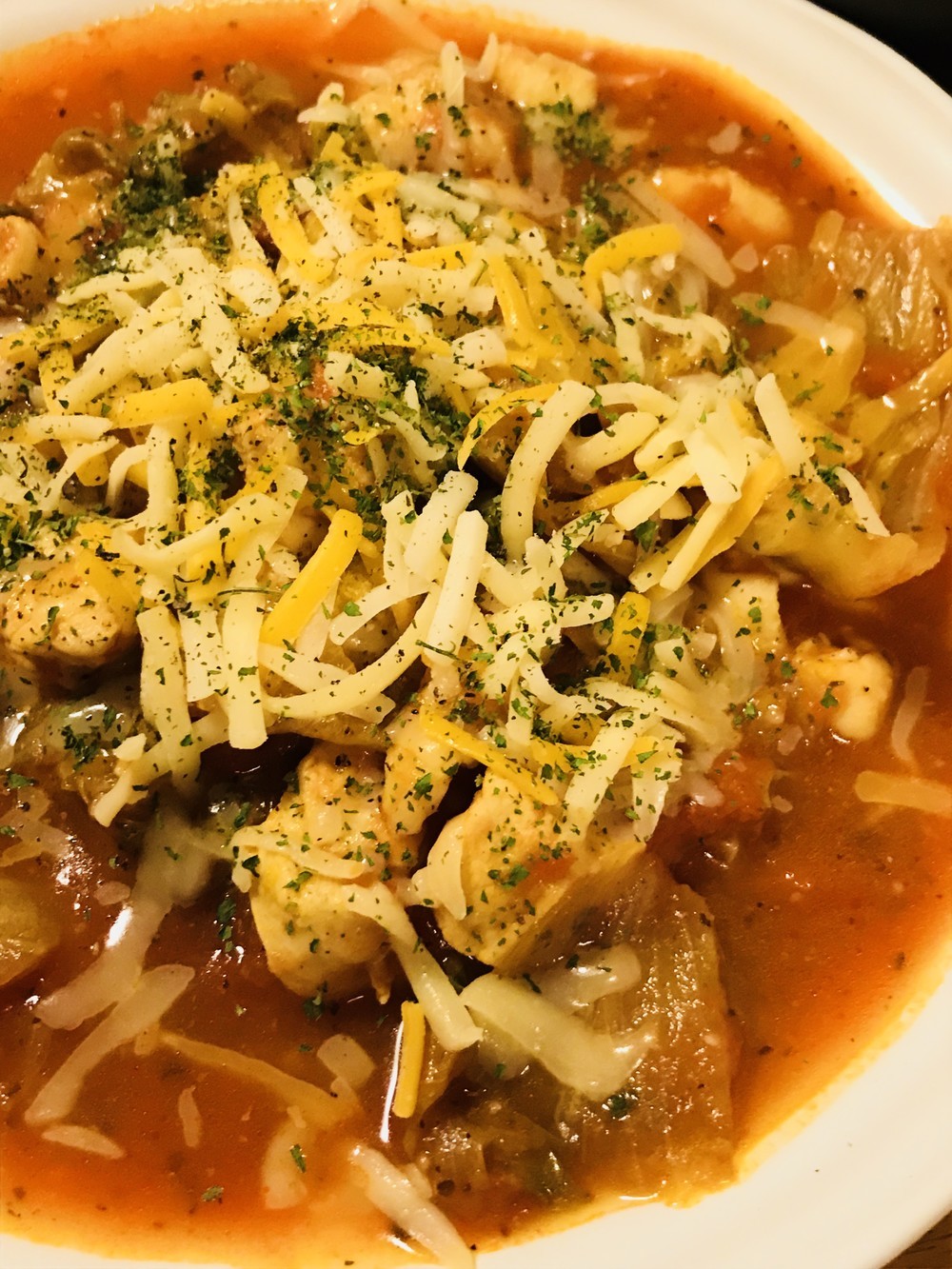 鶏肉 レタスのトマト缶煮込み レシピ 作り方 By Bistromiti クックパッド 簡単おいしいみんなのレシピが356万品