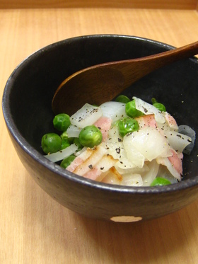グリンピースと新玉ねぎのサッと煮