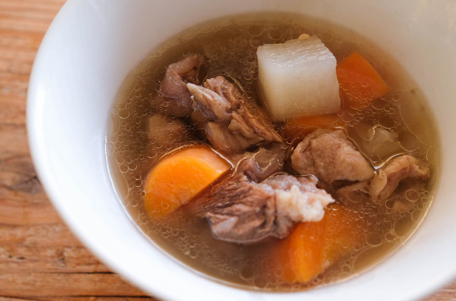 【台湾牛筋大根スープ】清燉牛肉蘿蔔湯の画像