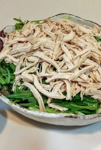 鳥胸肉と水菜のごまドレッシングサラダ