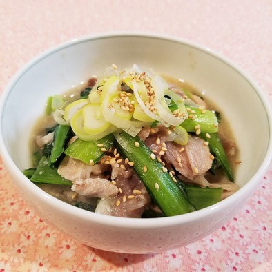 豚肉と小松菜の炒め煮♡の写真