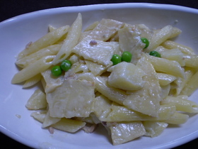 新ジャガ、筍のクリームパスタ(ペンネ)
