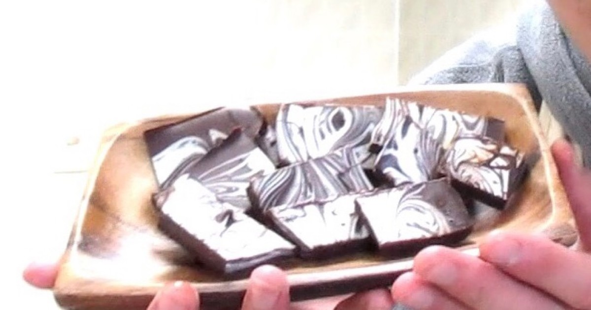 可愛いチョコ料理 マーブル模様チョコ レシピ 作り方 By あーかっぱ クックパッド 簡単おいしいみんなのレシピが350万品