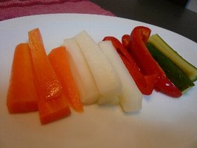 IKEA風シンプルな野菜のマリネ