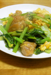 鶏と小松菜と卵のオイスターソース炒め