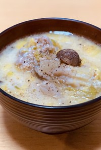 きのこと肉団子の豆乳スープ