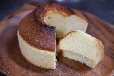 米粉のシフォンケーキの写真