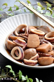 母の味☆父の好物・イカと里芋の炊いたんの写真