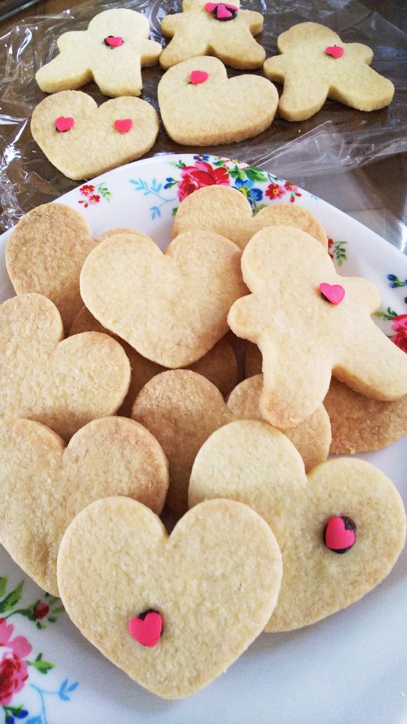 玉子ナシ型抜き…簡単サクサククッキー！の画像