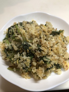 御殿場小山特産水かけ菜漬のチャーハン