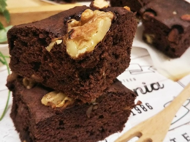 生クリームでブラウニー レシピ 作り方 By 4児男子母さんの台所 クックパッド 簡単おいしいみんなのレシピが358万品