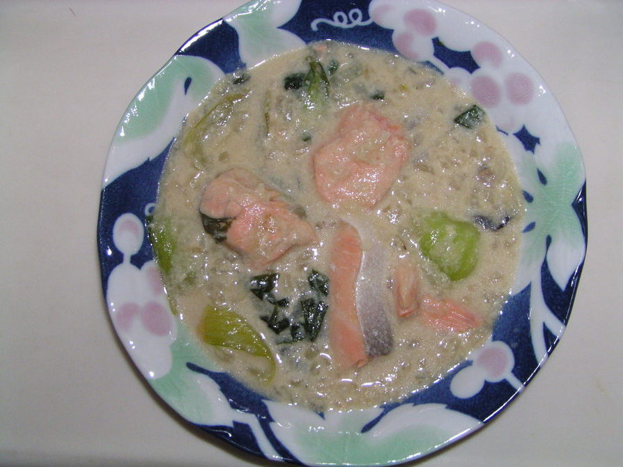 青梗菜と鮭のクリーム煮の画像