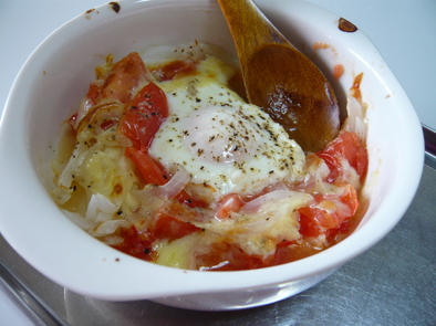 簡単！トマト卵チーズでチンッの写真