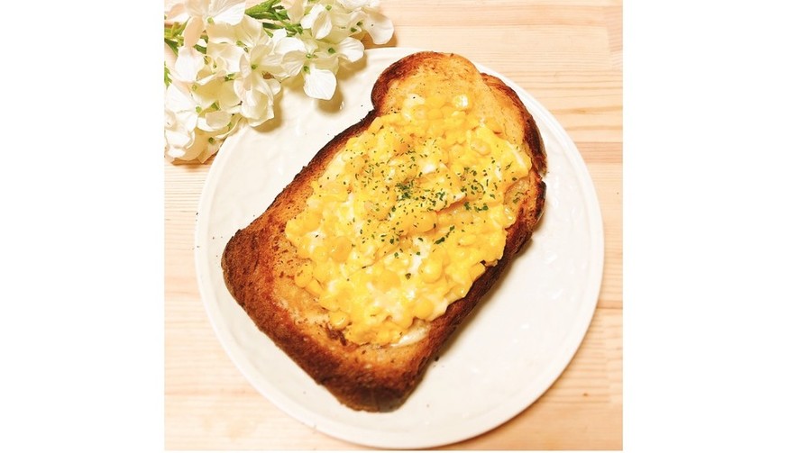 チーズ&コーンꕤ エッグトーストꕤ の画像