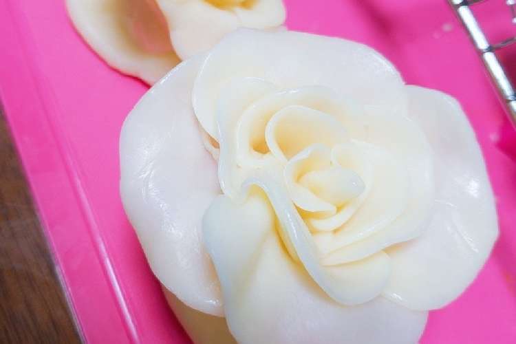 チョコでバラのお花 レシピ 作り方 By やちすけ クックパッド 簡単おいしいみんなのレシピが357万品
