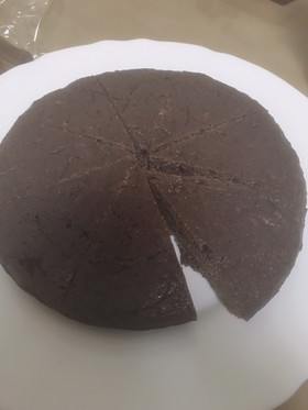 洗い物少なめ!炊飯器で簡単ガトーショコラ