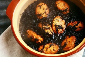 ガスを使わない土鍋でレンチンひじきの煮物