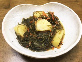 切り昆布と じゃがいもの煮物
