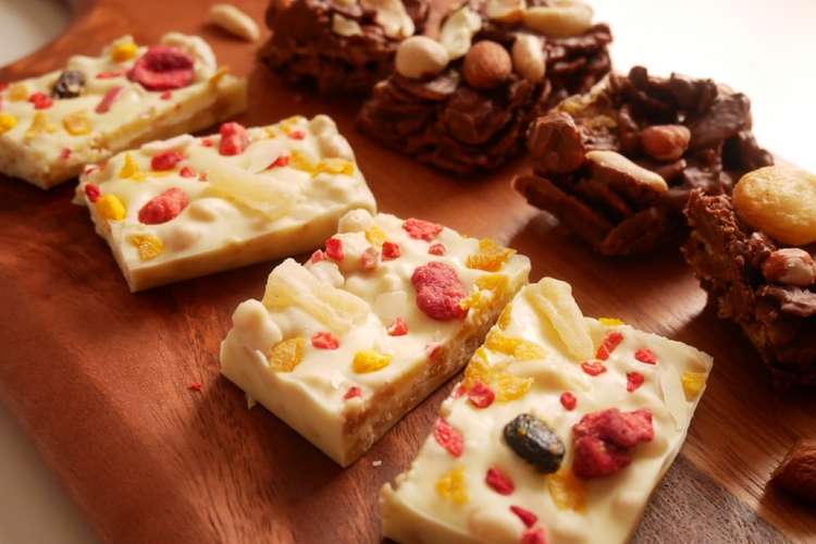 超簡単 混ぜるだけ フルーツチョコバー レシピ 作り方 By てろめあ0v0 クックパッド 簡単おいしいみんなのレシピが374万品