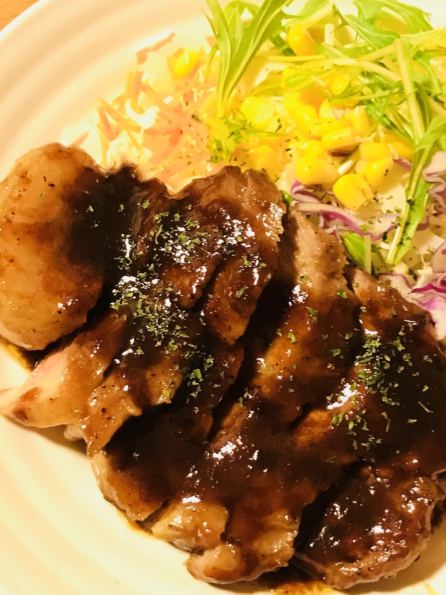 豚ロース肉のポークステーキ／トンテキの画像
