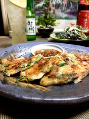 サバ缶アレンジ・餅チーズの旨辛チヂミ♡゙の写真
