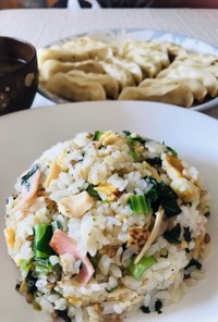 鮭＆小松菜with余り食材炒飯